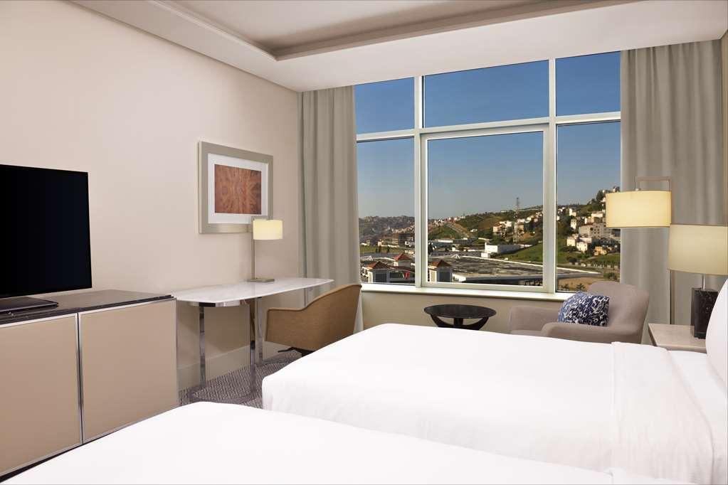 Hilton Tanger City Center Номер фото