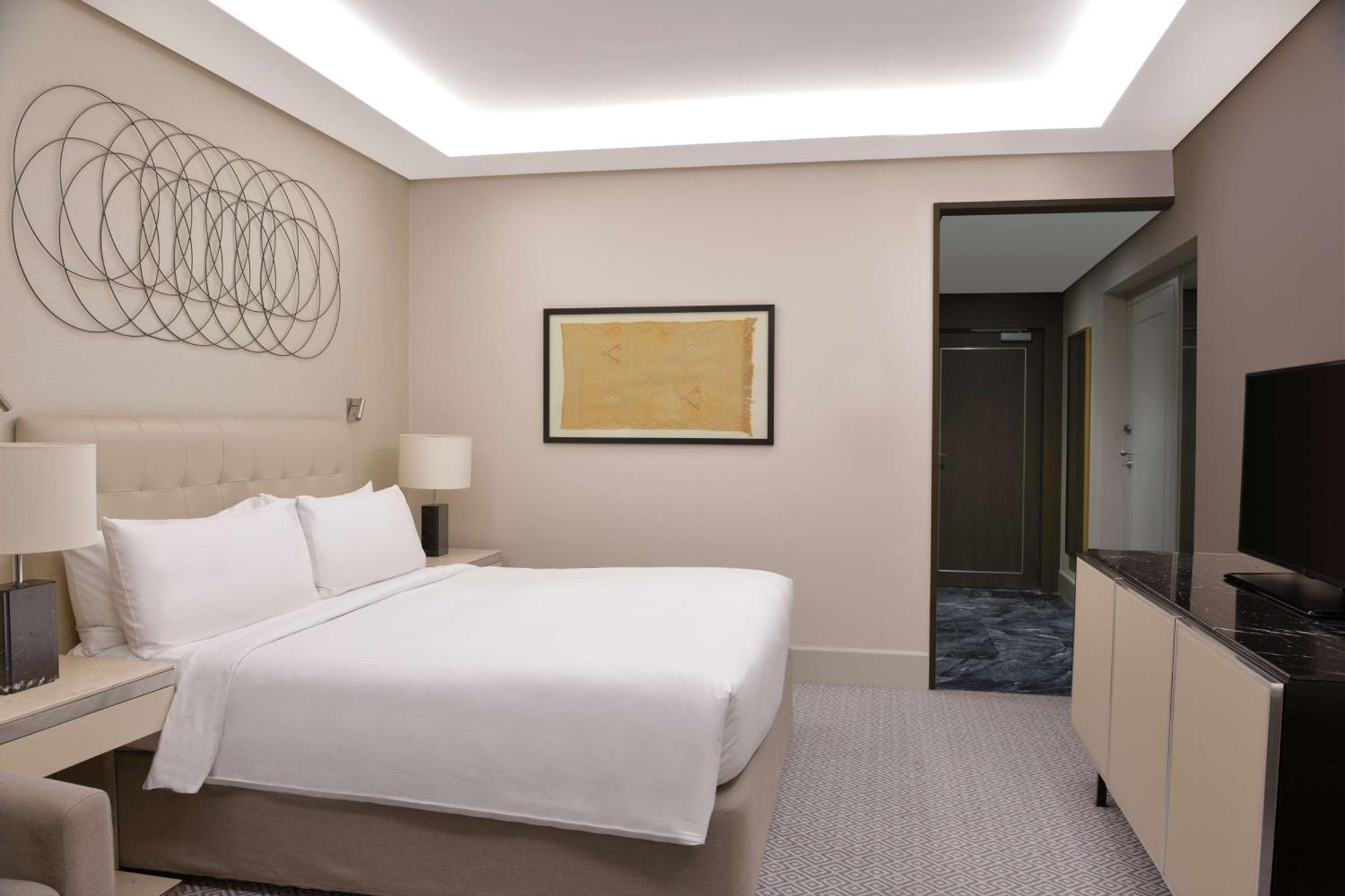 Hilton Tanger City Center Екстер'єр фото A bedroom at the hotel