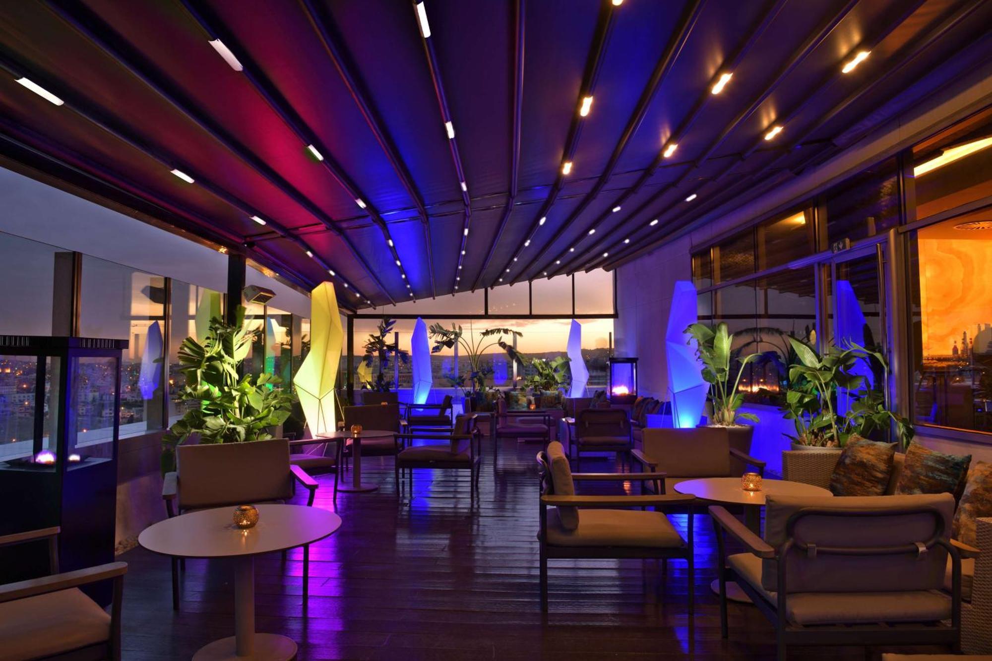 Hilton Tanger City Center Екстер'єр фото The interior of the lounge