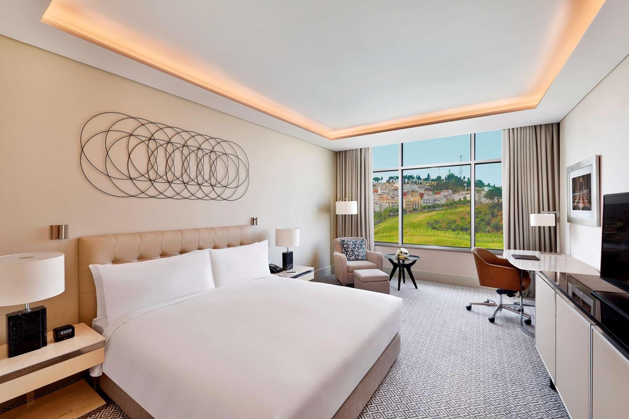 Hilton Tanger City Center Екстер'єр фото Deluxe Room