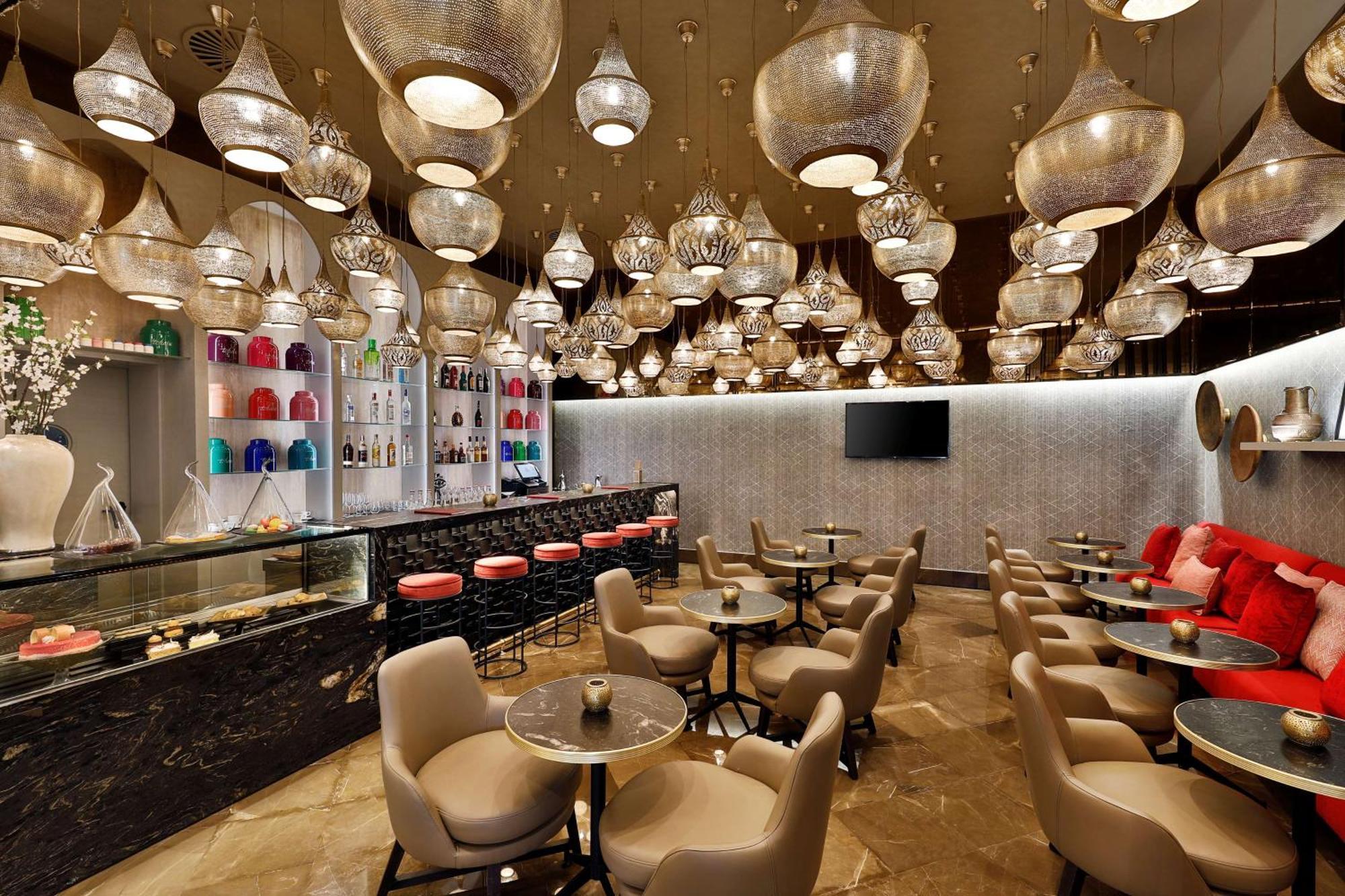 Hilton Tanger City Center Екстер'єр фото The interior of the lounge