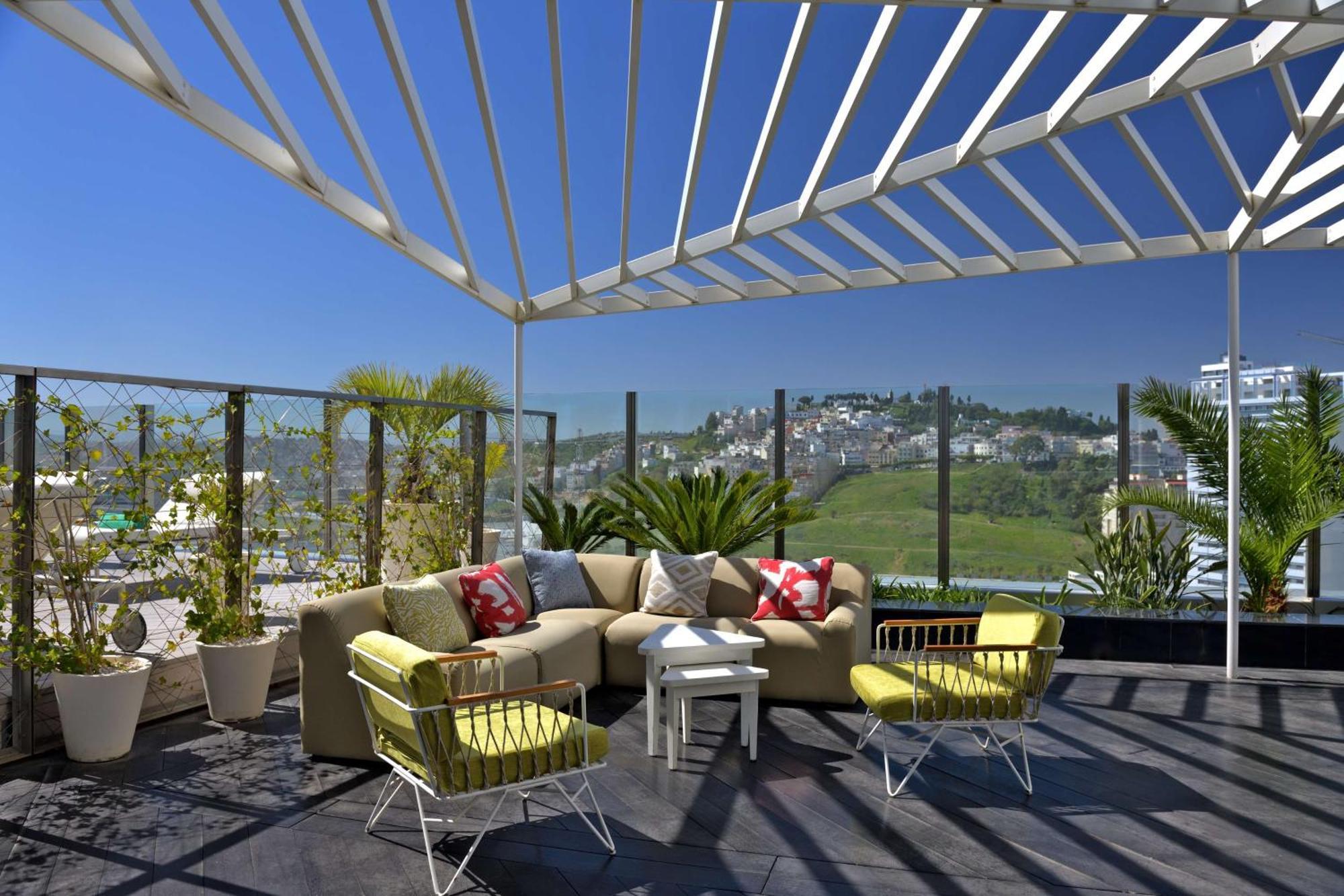Hilton Tanger City Center Екстер'єр фото Rooftop garden